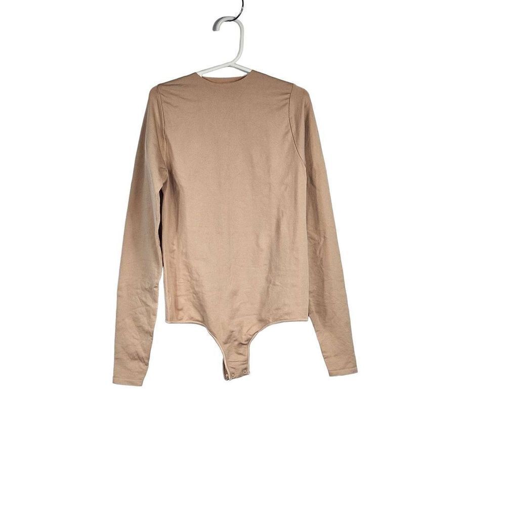 Skims Essential long sleeved bodysuit Nwt